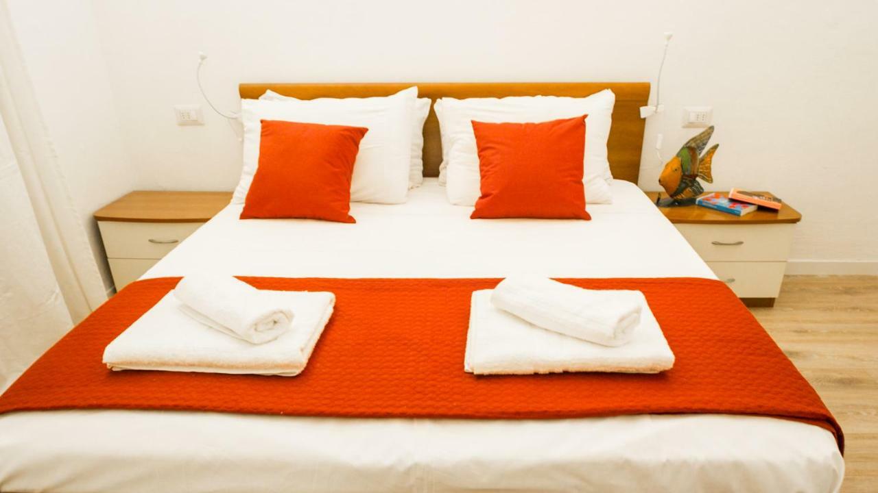 Likehome Milano - Via Crema Luaran gambar