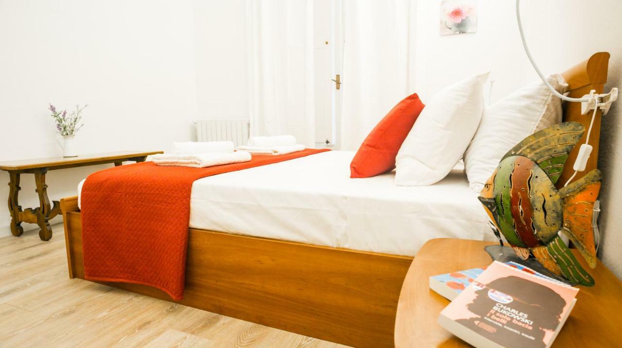 Likehome Milano - Via Crema Luaran gambar