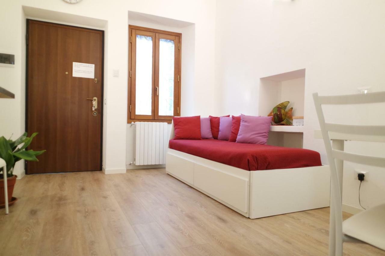 Likehome Milano - Via Crema Luaran gambar