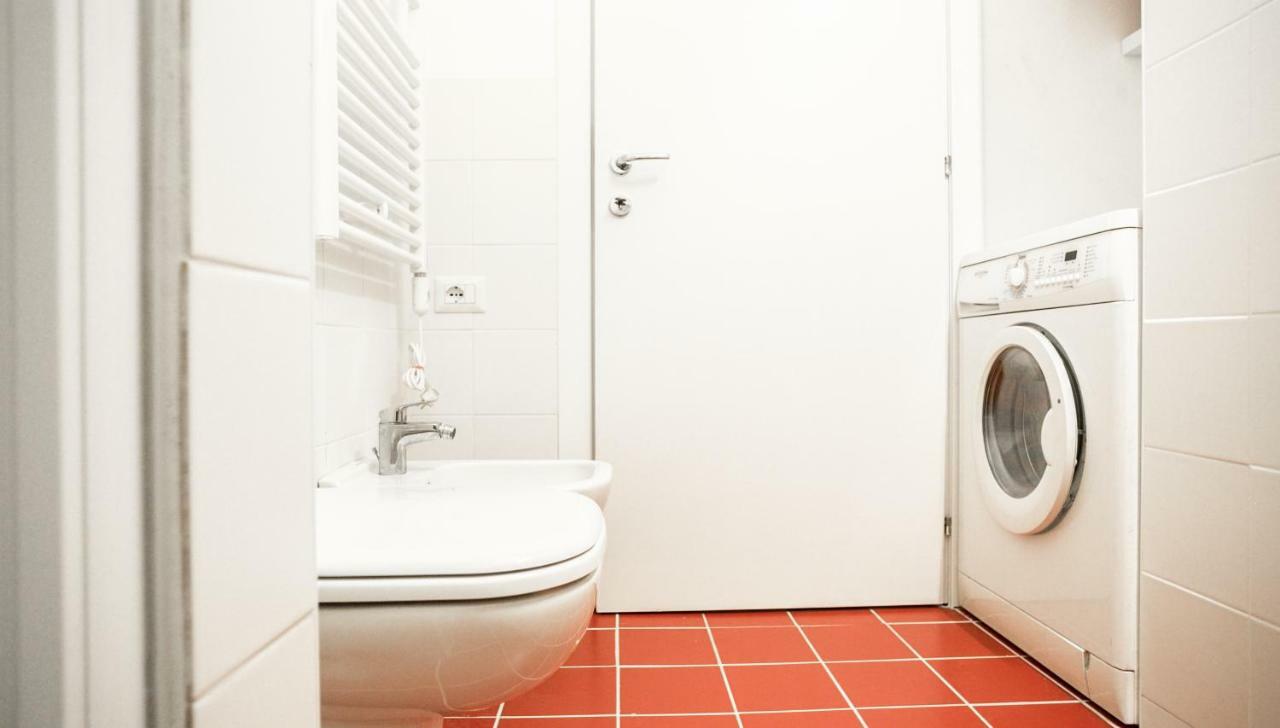 Likehome Milano - Via Crema Bilik gambar