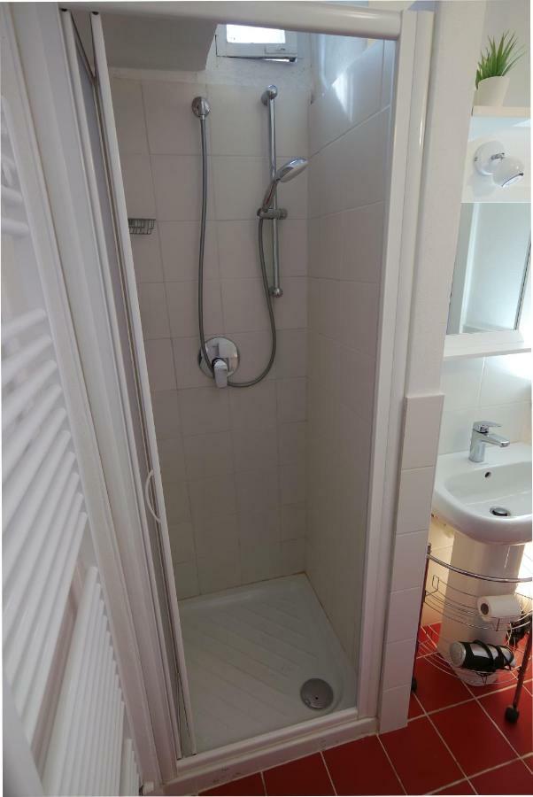 Likehome Milano - Via Crema Luaran gambar